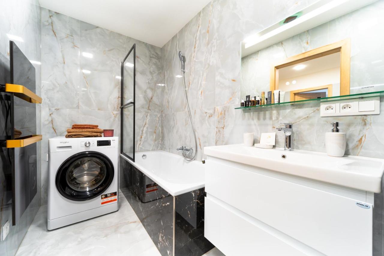 Apartman Discreet Kysucke Nove Mesto ภายนอก รูปภาพ